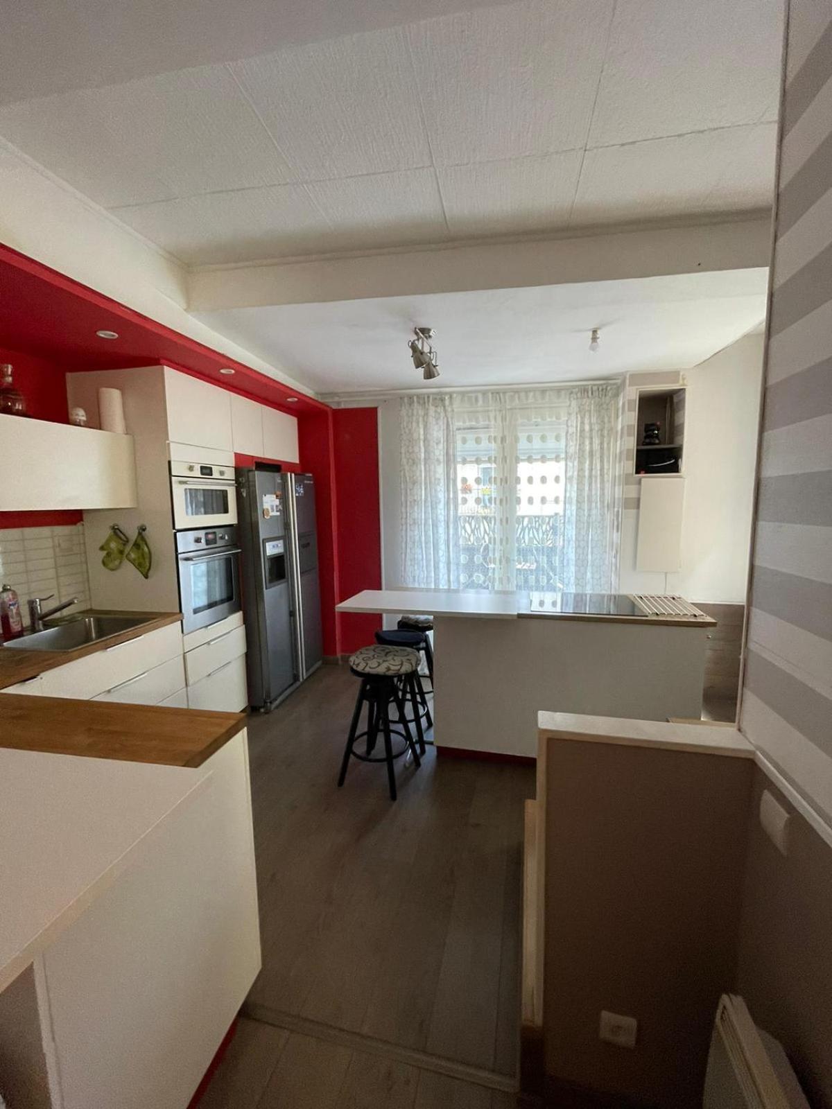 Spacious Town House With Balcony Montagnac  Zewnętrze zdjęcie